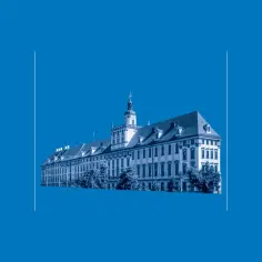 Elegancki budynek Uniwersytetu Wrocławskiego w odcieniach niebieskiego.