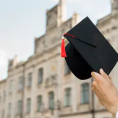 Urlop po studiach magisterskich - ile dni przysługuje po ukończeniu?