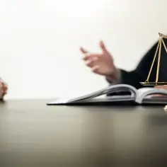 Oferty pracy po studiach prawniczych – nie przegap szans na zatrudnienie
