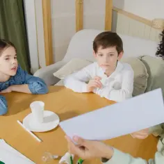 Czy nauczanie domowe jest dobre? Odkryj zalety i wady tej metody